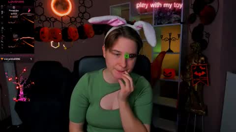 evelina online show from November 7, 2025, 10:37 am