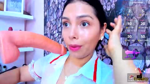 Evelinn belen online show from November 8, 2025, 11:54 am