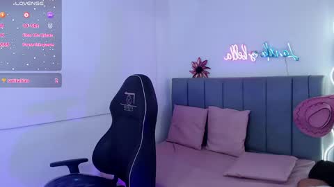 EVELYN online show from May 29, 2026, 7:56 pm
