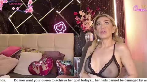 EvelynaGrey online show from May 16, 2026, 12:18 am