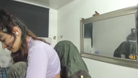 Evelyne online show from October 10, 2025, 2:43 am