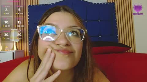 evelynfire2 online show from November 19, 2025, 6:41 pm