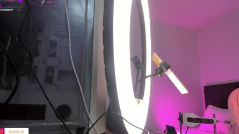 LAURA SOFIA  INDEPENDENT MODEL FOLLOW ME NOW ALMOST 10000 FOLLOWERS online show from May 26, 2026, 9:33 pm
