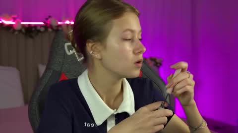 Snapshot of evemundie chatting on September 9, 2025, 12:15 pm Eve online show from September 9, 2025, 12:15 pm