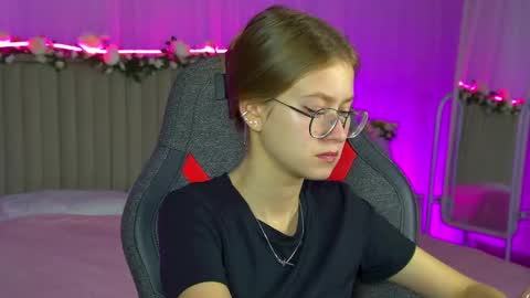 Snapshot of evemundie chatting on September 10, 2025, 6:46 am Eve online show from September 10, 2025, 6:46 am