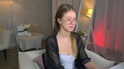 Snapshot of evemundie chatting on November 29, 2025, 12:19 pm Eve online show from November 29, 2025, 12:19 pm