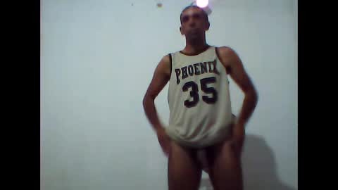 Snapshot of everaldosantos chatting on March 15, 2026, 10:27 pm everaldosantos online show from March 15, 2026, 10:27 pm