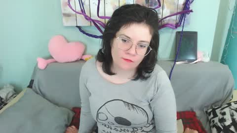 Snapshot of everly_rays chatting on December 21, 2024, 4:36 pm Everly online show from December 21, 2024, 4:36 pm