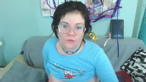 Snapshot of everly_rays chatting on December 25, 2024, 7:56 pm Everly online show from December 25, 2024, 7:56 pm