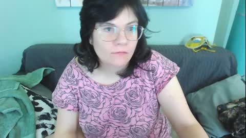 Snapshot of everly_rays chatting on January 31, 2025, 3:09 am Everly online show from January 31, 2025, 3:09 am