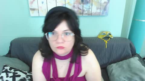 Snapshot of everly_rays chatting on February 3, 2025, 10:21 pm Everly online show from February 3, 2025, 10:21 pm