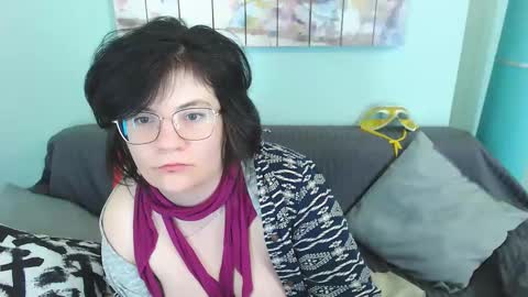 Snapshot of everly_rays chatting on February 10, 2025, 5:52 pm Everly online show from February 10, 2025, 5:52 pm