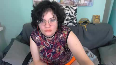 Snapshot of everly_rays chatting on September 19, 2025, 6:08 pm Everly online show from September 19, 2025, 6:08 pm