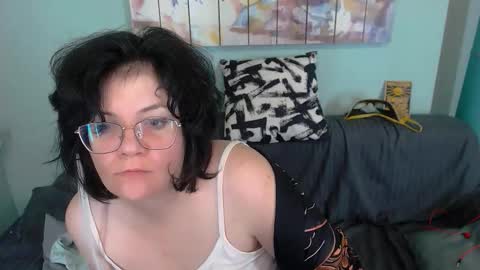 Snapshot of everly_rays chatting on September 22, 2025, 7:10 am Everly online show from September 22, 2025, 7:10 am