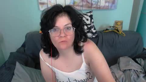 Snapshot of everly_rays chatting on September 22, 2025, 7:27 pm Everly online show from September 22, 2025, 7:27 pm