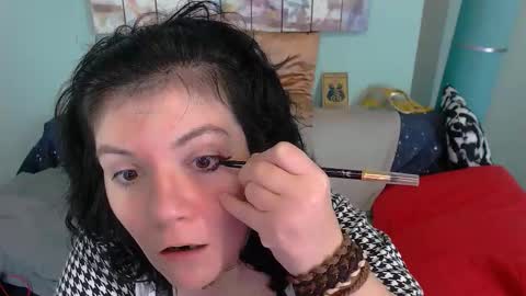 Snapshot of everly_rays chatting on November 1, 2025, 4:25 am Everly online show from November 1, 2025, 4:25 am