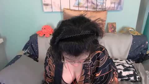 Snapshot of everly_rays chatting on November 7, 2025, 7:14 pm Everly online show from November 7, 2025, 7:14 pm