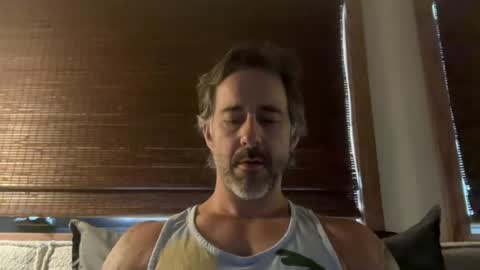 Snapshot of every_day_is_a_holiday chatting on June 18, 2026, 6:01 pm Every Day Is a Holiday online show from June 18, 2026, 6:01 pm