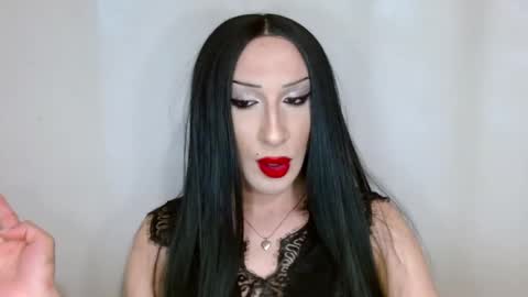 Supreme Maestra online show from September 19, 2025, 4:07 pm