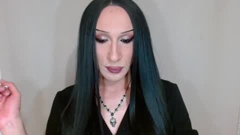 Supreme Maestra online show from November 20, 2025, 7:13 pm