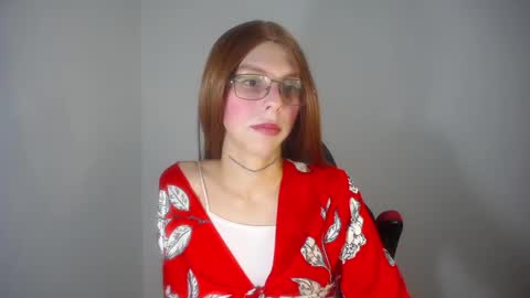 Snapshot of evi_kitty chatting on January 7, 2025, 10:08 pm Evi online show from January 7, 2025, 10:08 pm