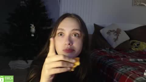 evi_woow online show from November 27, 2025, 9:50 pm