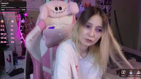 Evie online show from January 10, 2025, 5:05 am