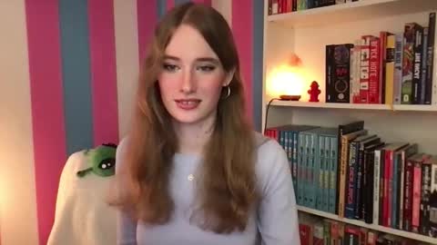 Snapshot of eviecam chatting on November 6, 2025, 8:10 pm Evie3 online show from November 6, 2025, 8:10 pm