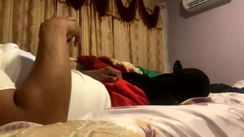 evnybaby online show from November 24, 2025, 12:43 am