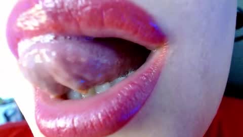 Evoleth online show from December 28, 2024, 1:06 pm