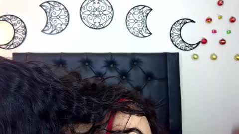 Snapshot of evoletmk chatting on November 27, 2025, 11:34 am Evolet online show from November 27, 2025, 11:34 am