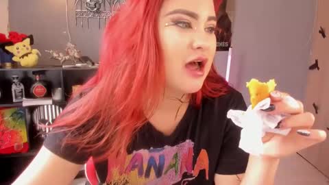 evva_foxxy online show from March 8, 2025, 4:28 pm