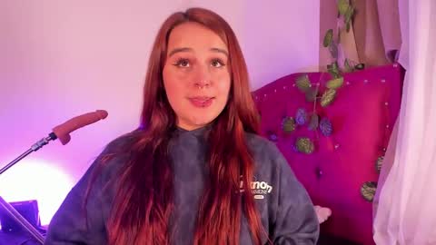 EVY online show from January 31, 2025, 1:43 am