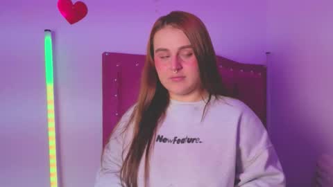 EVY online show from October 10, 2025, 12:53 am