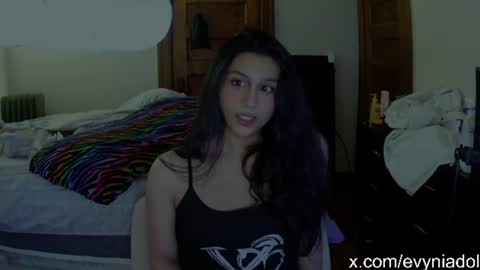 Avelyn Evynia online show from July 28, 2026, 3:08 pm