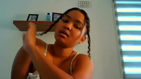 Snapshot of exclusivecourtney chatting on July 13, 2026, 5:32 am courtney online show from July 13, 2026, 5:32 am