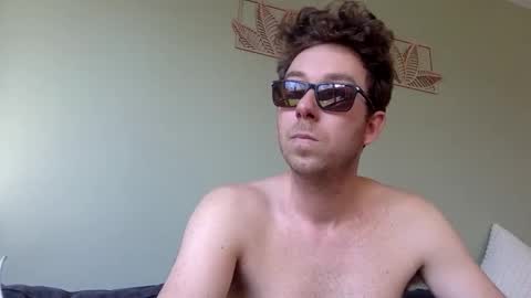 Snapshot of excuteboy chatting on March 2, 2026, 2:13 pm Excuteboy online show from March 2, 2026, 2:13 pm