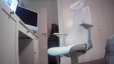 exhibapoil online show from July 24, 2026, 12:36 pm