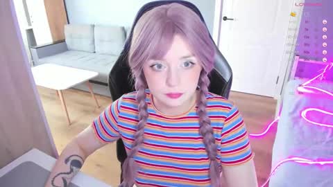 Snapshot of exhoneyangel chatting on October 3, 2025, 10:12 am Amy online show from October 3, 2025, 10:12 am