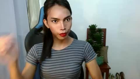 Snapshot of exotic_blacklixexx69 chatting on March 11, 2025, 7:04 am Lixe online show from March 11, 2025, 7:04 am