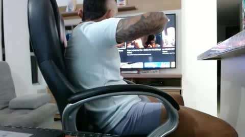 camilo online show from February 14, 2025, 11:53 pm