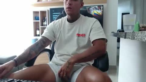 Snapshot of exotic_dude chatting on March 31, 2026, 2:06 pm camilo online show from March 31, 2026, 2:06 pm