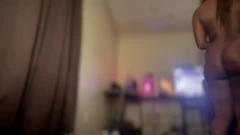 Snapshot of exoticaqua chatting on November 3, 2025, 8:15 am exoticaqua online show from November 3, 2025, 8:15 am