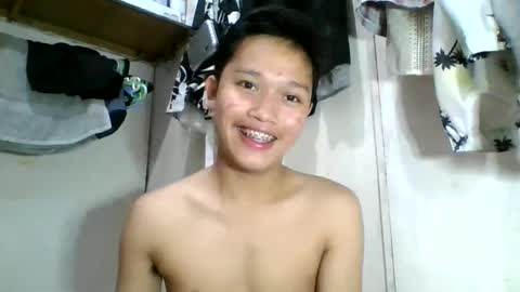 Snapshot of exotichugecock chatting on December 23, 2024, 12:14 am Jan online show from December 23, 2024, 12:14 am