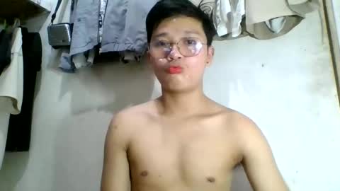 Snapshot of exotichugecock chatting on January 26, 2025, 8:23 pm Jan online show from January 26, 2025, 8:23 pm