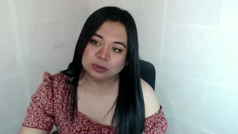 SHANTAL MARIE online show from November 17, 2025, 8:25 pm