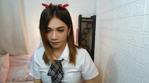 exotictssavie online show from January 16, 2025, 1:37 am