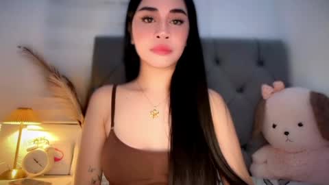 chloee online show from April 27, 2026, 10:57 am