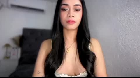 Snapshot of expensivets_chloe chatting on July 4, 2026, 1:28 pm chloee online show from July 4, 2026, 1:28 pm