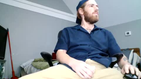 Snapshot of explosive_andyy chatting on June 15, 2026, 2:52 pm Explosivee andyy online show from June 15, 2026, 2:52 pm